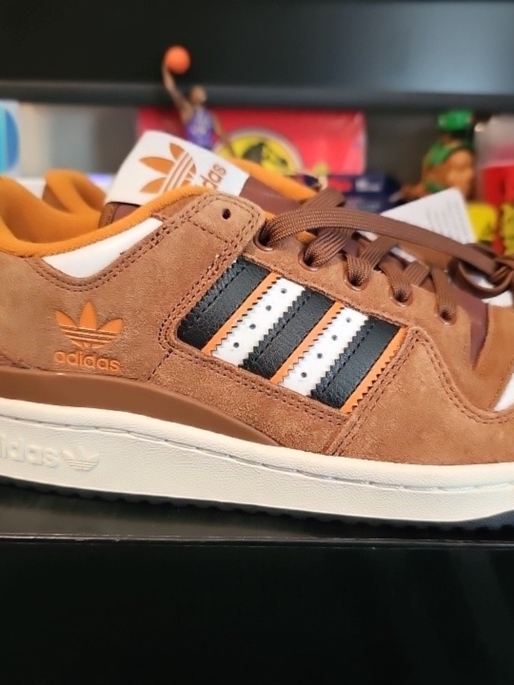 adidas Suede Brown & White Casual Sneakers Size 7 Forum 84